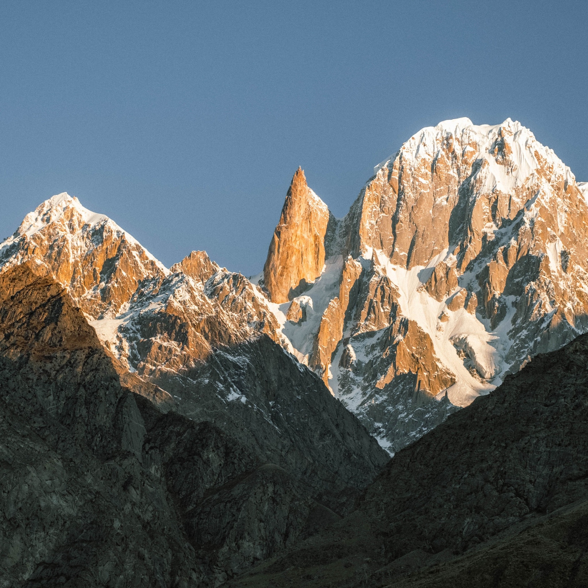 Road trip through green valleys